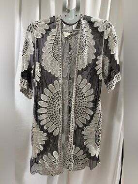 Boho Crochet Floral Open-Front Cardigan - Black & Cream